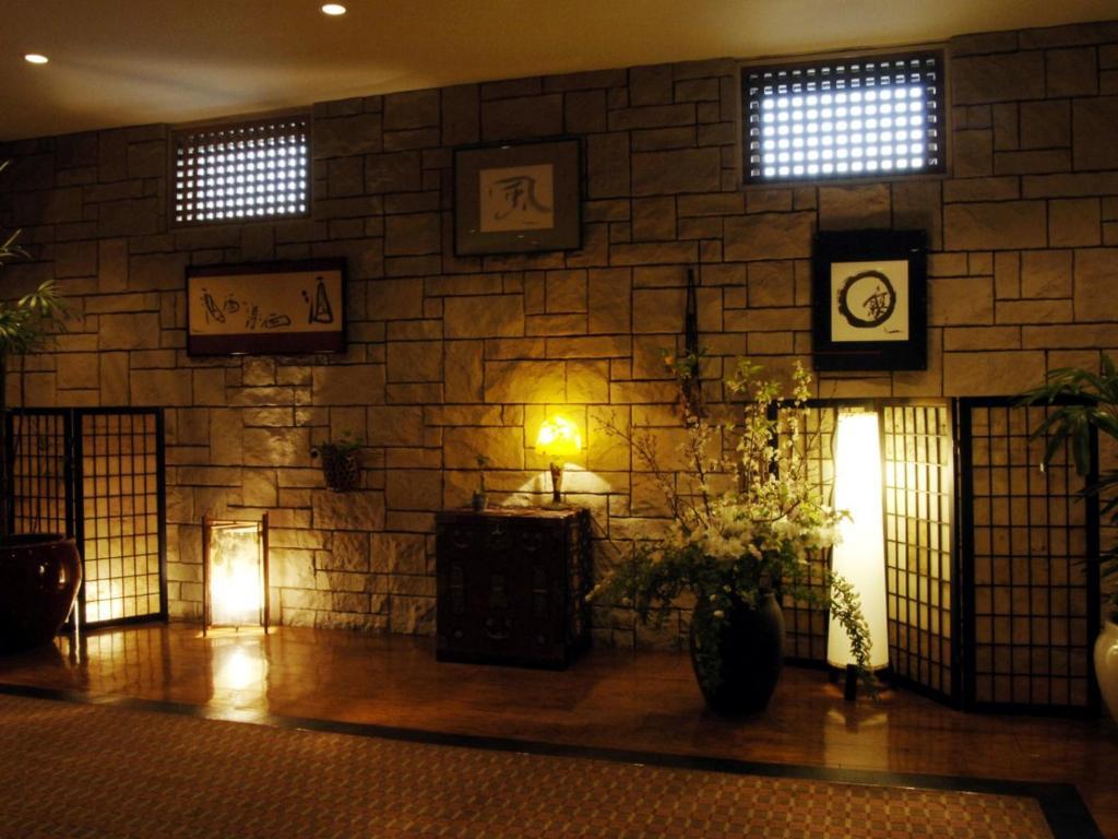 Central Hotel Yokosuka Exterior photo